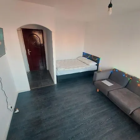 Cozy And Affordable Studio Close To Metro Station *
